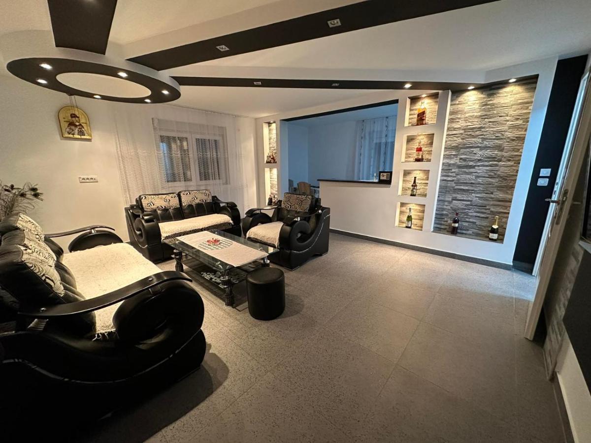 Angelikatos Apartment Golubac Luaran gambar